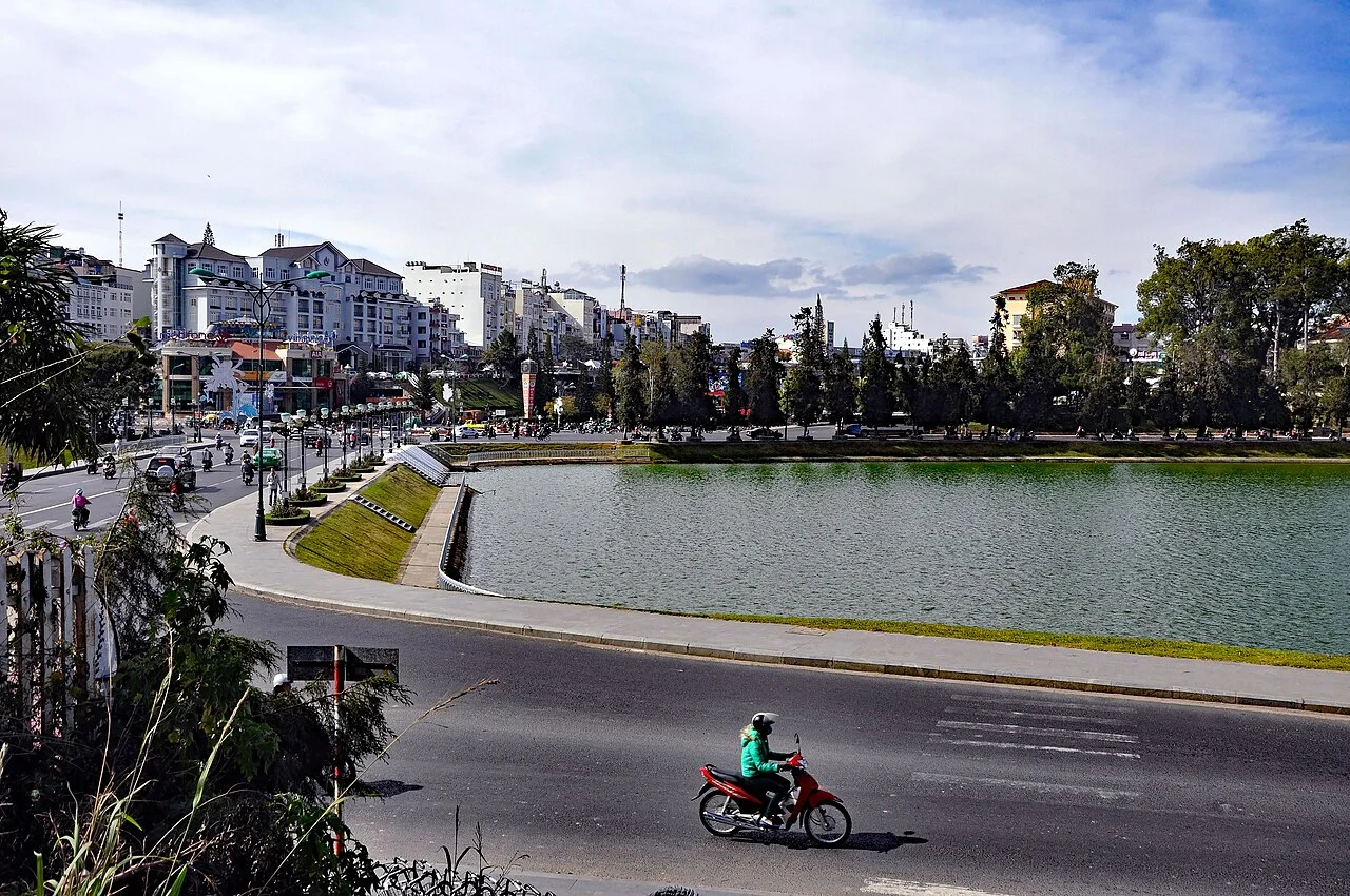 Xuan Huong Lake, Da Lat